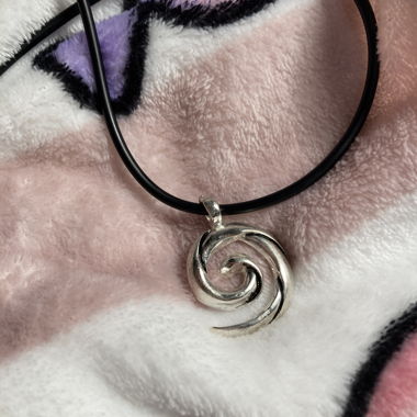 Spiral neckalce