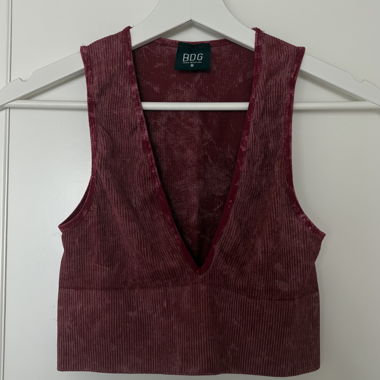 BDG Top with Neckline