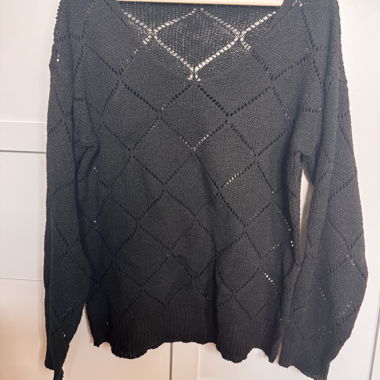Maglione traforato nero