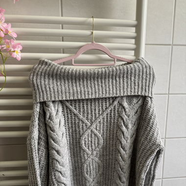 Pull épaule dénudé 