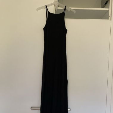 Kleid / Schwarz