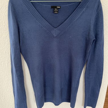 bel maglione blu