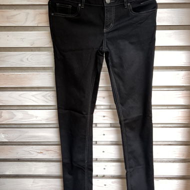 Schwarze Hose