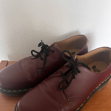 Dr. Martens Schuhe in rot