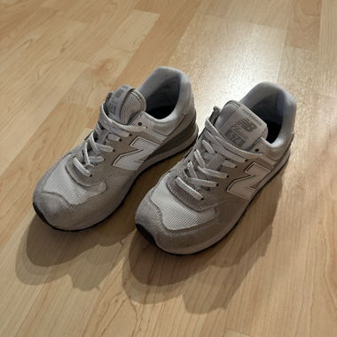 New Balance Classic 574 - grau-weiss / Gr. 36