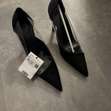 *Brand New* Mango escarpins noirs taille 38