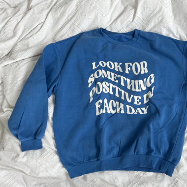 Blue Pullover