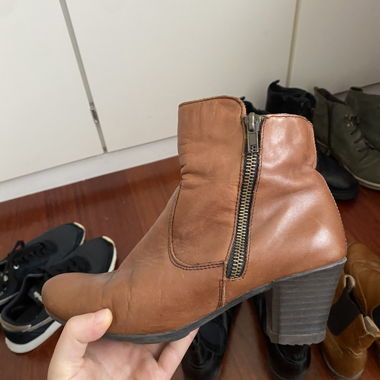 bottes d'hiver en cuir avec petit talon