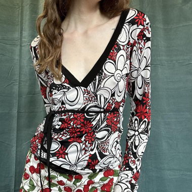 Y2K flowy long sleeve top red floral print