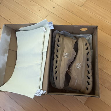 Beige ON/LOEWE Shoes