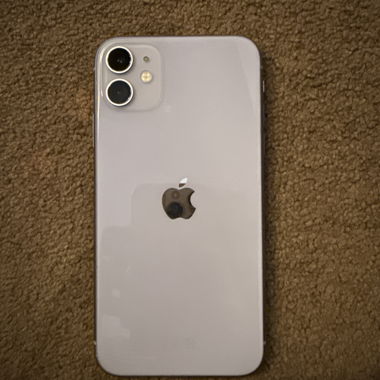 iPhone 11 violet 64 Go