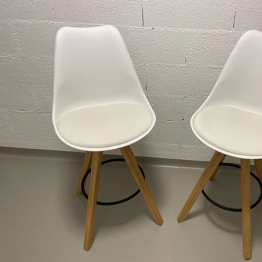 2 chaises haute de bar 