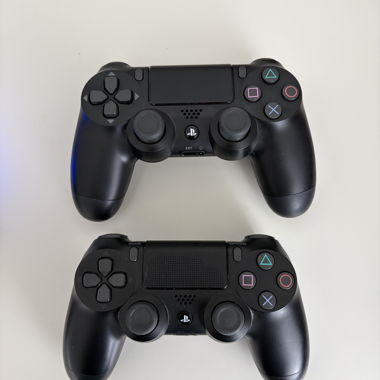 Sony PS4 Controller Set