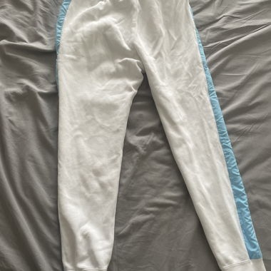 Pantaloni Nike. Bianco & Ciano.