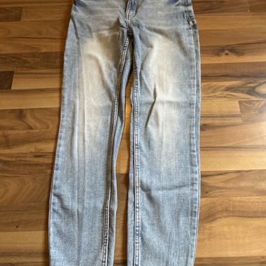 Jeans azzurro chiaro