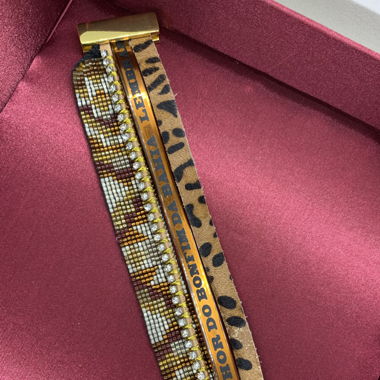 Trendiges Hipanema Armband