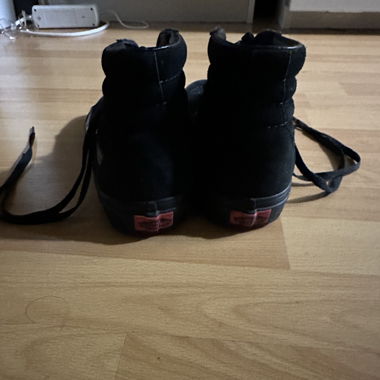 Vans 
