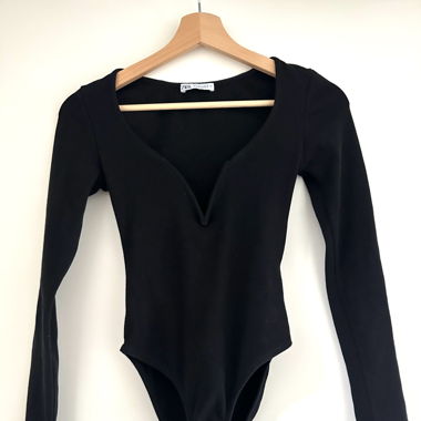 Zara Body schwarz Gr. S Langarm elegant