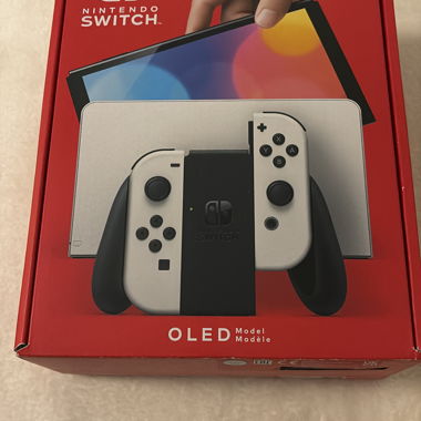 Nintendo Switch blanche avec mario cart offert 