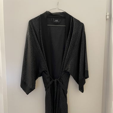 Kimono Avant Première schwarz Grösse S