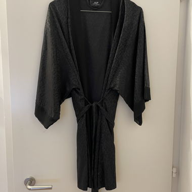 Kimono Avant Première schwarz Grösse S