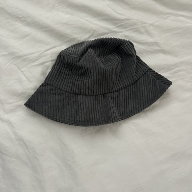 Cappello a secchiello in velluto corduroy scuro