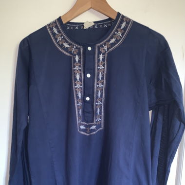 Chemise / tunique bleue