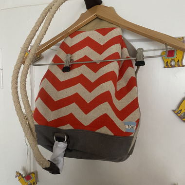 Borsa TOMS