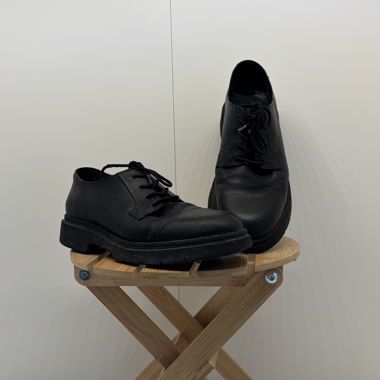 Chaussures à lacets en cuir noir