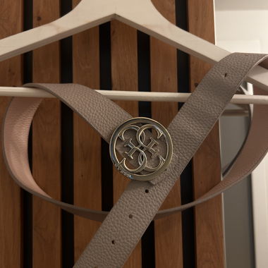 Guess Belt