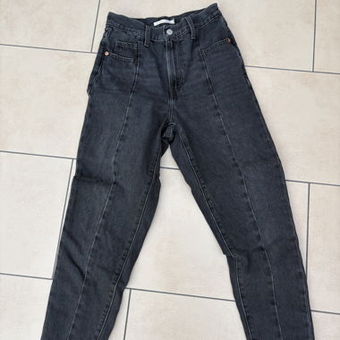 Jeans noirs taille haute