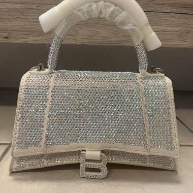 Neue Handtasche 