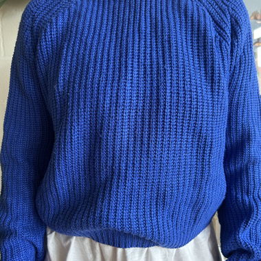 Pull en maille bleue