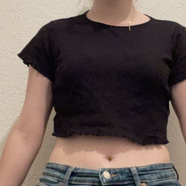Chicoree Black Crop Top