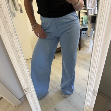 Elegante blaue Hosen