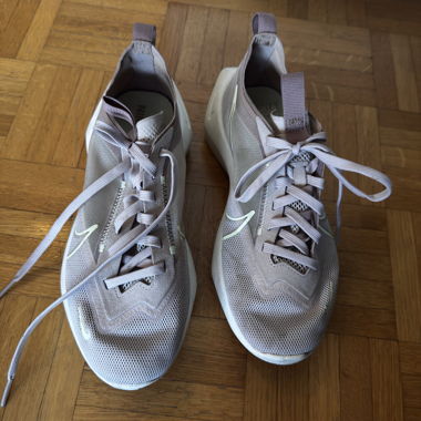 Nike Superzoom