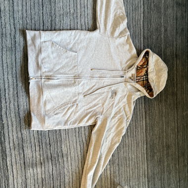 Burberry sweatshirt