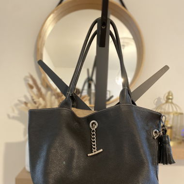 Black Leather purse, 2 sizes in 1