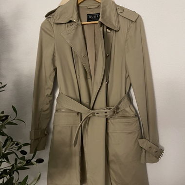 GUESS Trenchcoat in beige