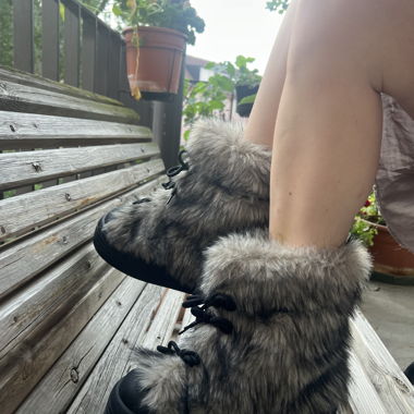 bottes en fausse fourrure s40