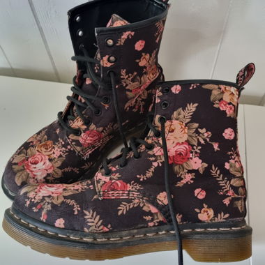 Dr Martens Floral Print 1460