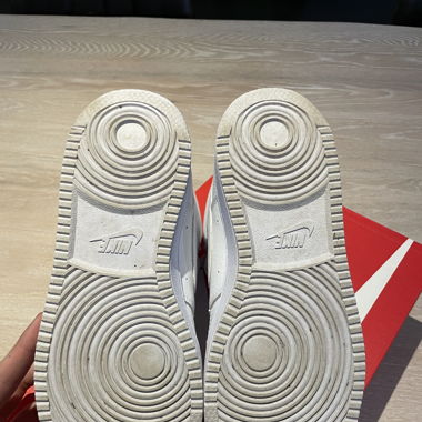 Jordan one wmns mid 