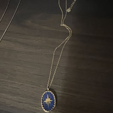 Collier mit Lapislazuli