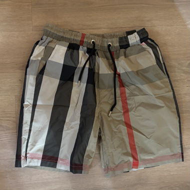 short burberry