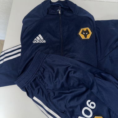 Adidas Wolves Trainingsanzug