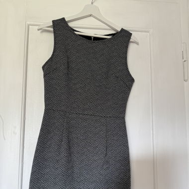 Kleid Ärmellos