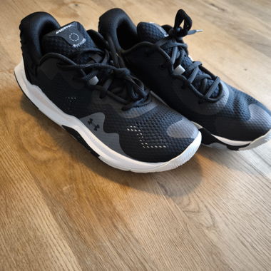 Under Armour Lifting Schuhe