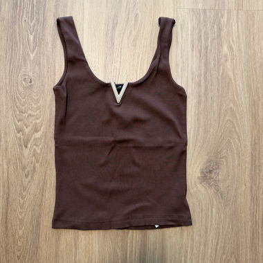 Braunes geripptes Tanktop