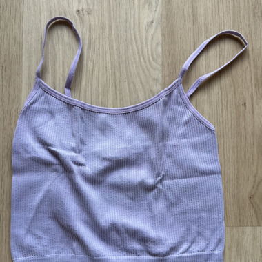 Top a coste Stradivarius lilla chiaro XS