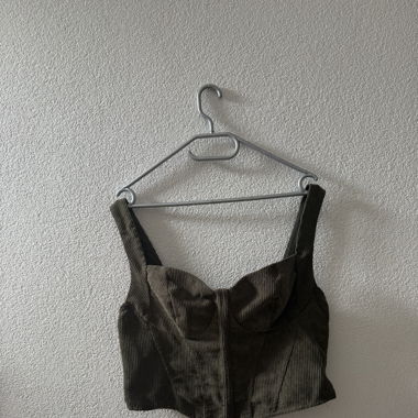 Croc Top